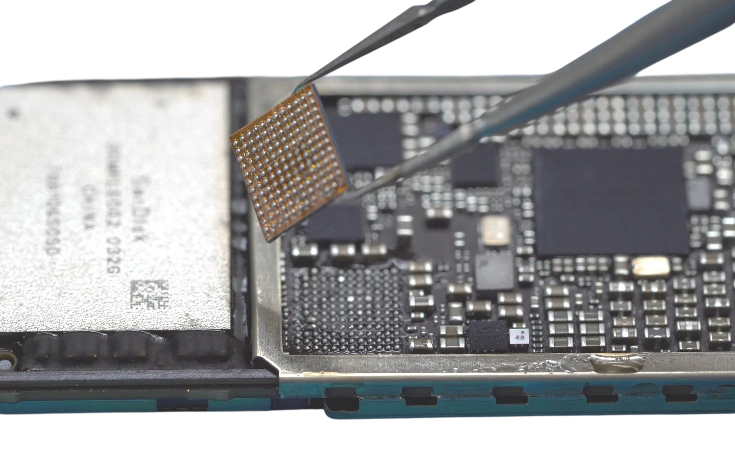 BT118 — Micro-Soldering Ultimate Training Course